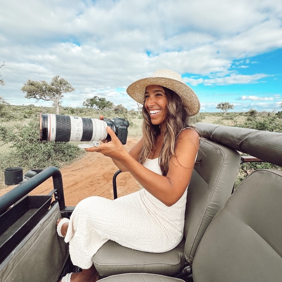 Meet your Posher, Raya - Picture 1 of 1